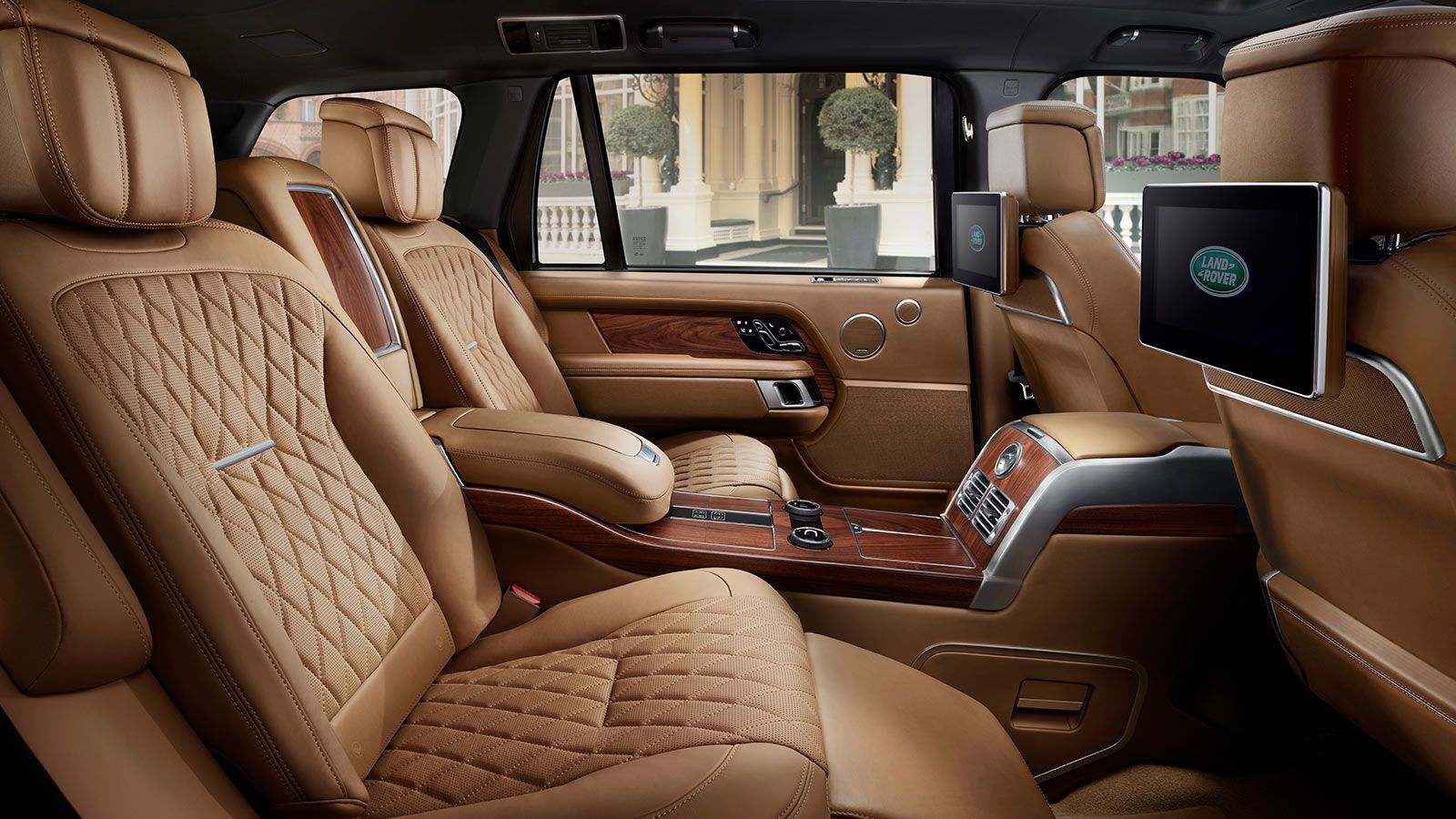 Уникальный дизайн задних сидений Range Rover SVAutobiography.
